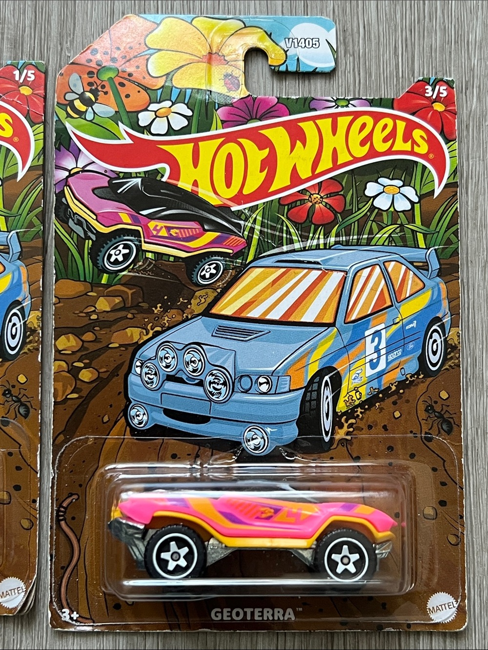 Assorted Hot Wheels - Picture 4 of 10